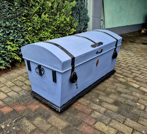 Runddeckeltruhe sehr stabil - sehr,